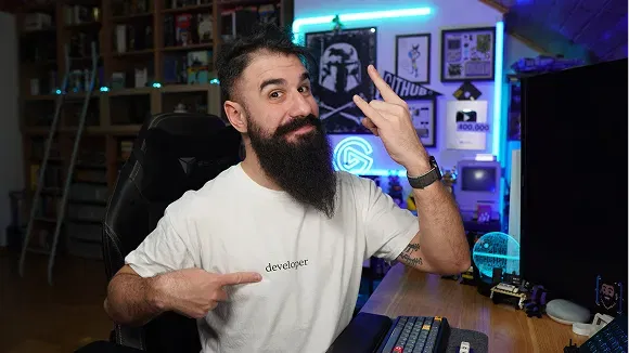 MoureDev
